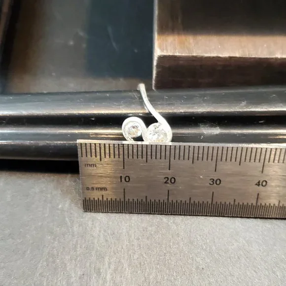 Size 7 925 Sterling Silver Slightly Rustic Double CZ Gem Ring - Picture 6 of 7